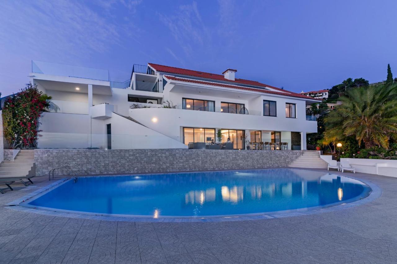 Sky Villa By An Island Apart Funchal  Exterior photo
